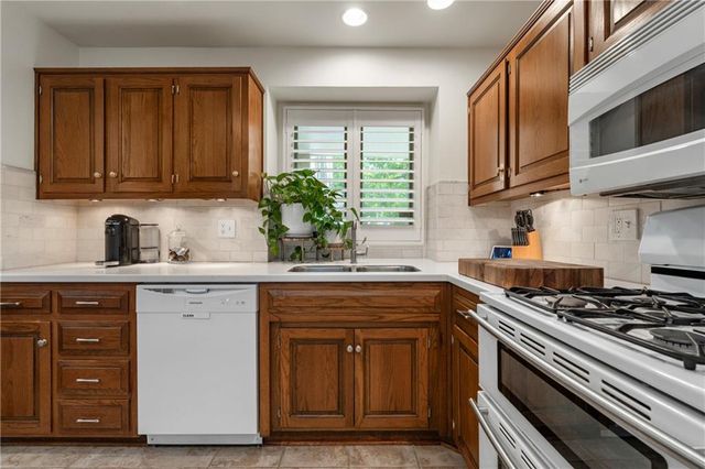 12595 Broadmoor Street, Overland Park, KS 66209