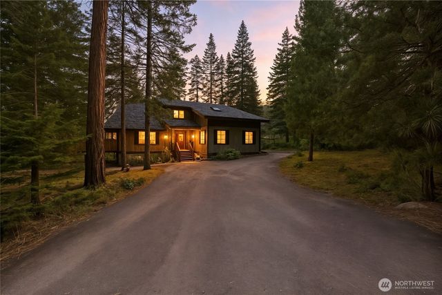 6545 Forest Ridge Drive, Wenatchee, WA 98801