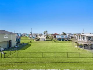 4208 Hardin Drive, Galveston, TX 77554