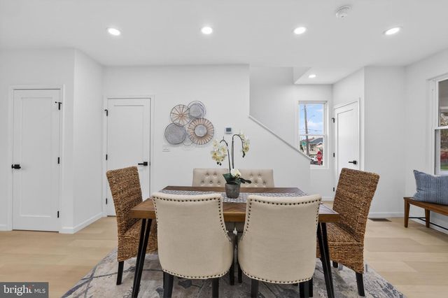 2932 YOST PL NE, Washington, DC 20018