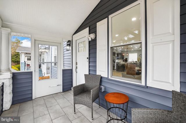 2932 YOST PL NE, Washington, DC 20018