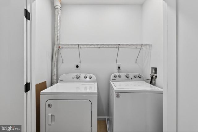 2932 YOST PL NE, Washington, DC 20018