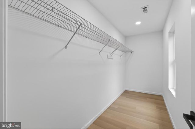 2932 YOST PL NE, Washington, DC 20018