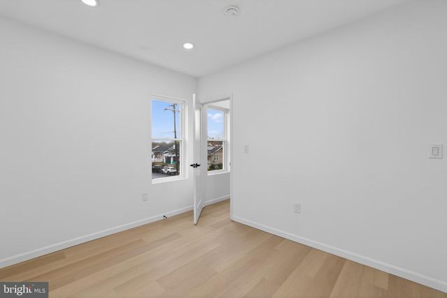 2932 YOST PL NE, Washington, DC 20018