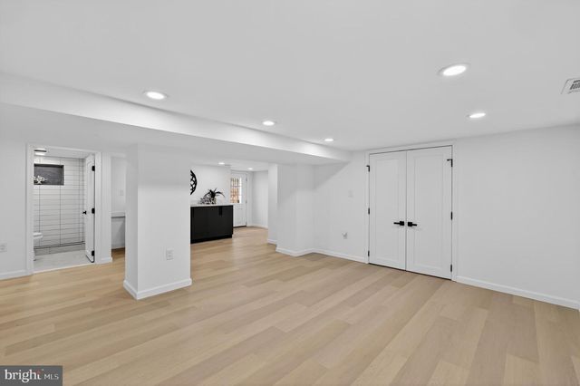 2932 YOST PL NE, Washington, DC 20018