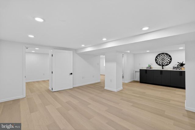 2932 YOST PL NE, Washington, DC 20018