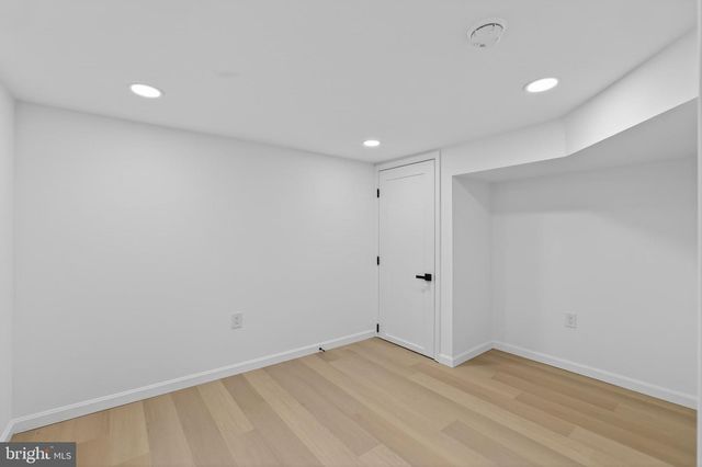 2932 YOST PL NE, Washington, DC 20018