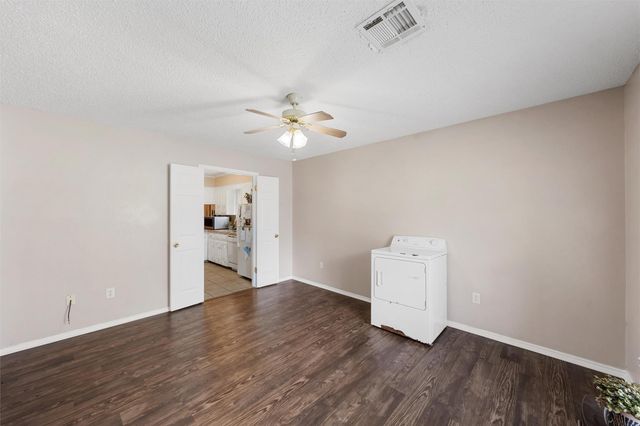 6716 Wiethorn Drive 6718, Waco, TX 76710