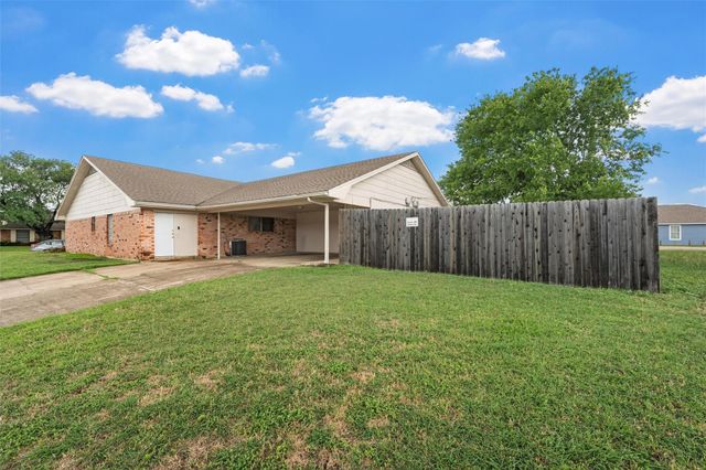 6716 Wiethorn Drive 6718, Waco, TX 76710