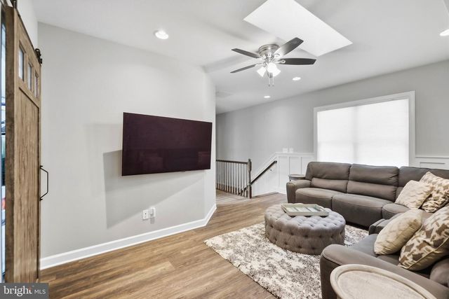 44642 PETERSHAM DR, Ashburn, VA 20147