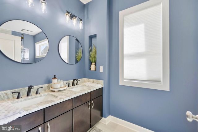 44642 PETERSHAM DR, Ashburn, VA 20147
