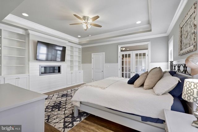 44642 PETERSHAM DR, Ashburn, VA 20147