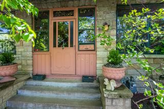 2425 N Brady Street, Davenport, IA 52803