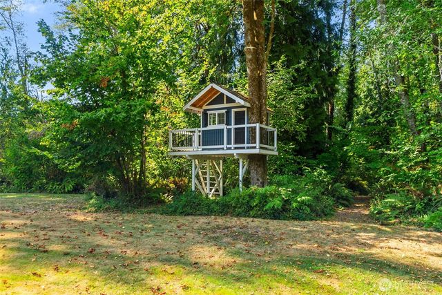 1640 Springwood Avenue NE, Olympia, WA 98506