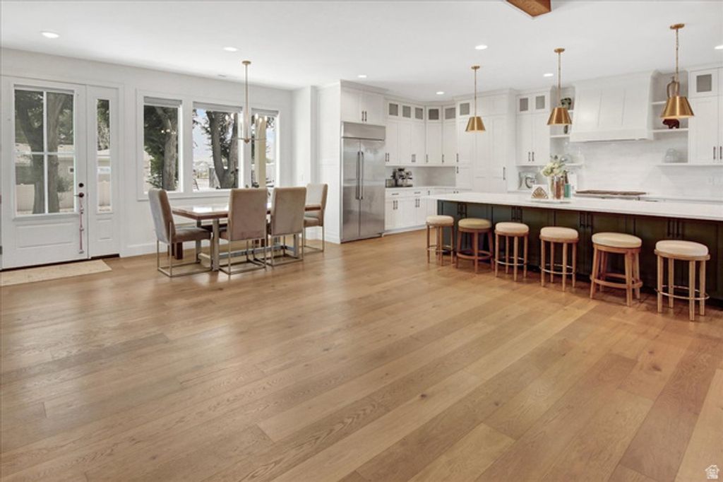 Image 5 of property listing at 724 W MAPLE DRIFT LN, Draper, UT 84020