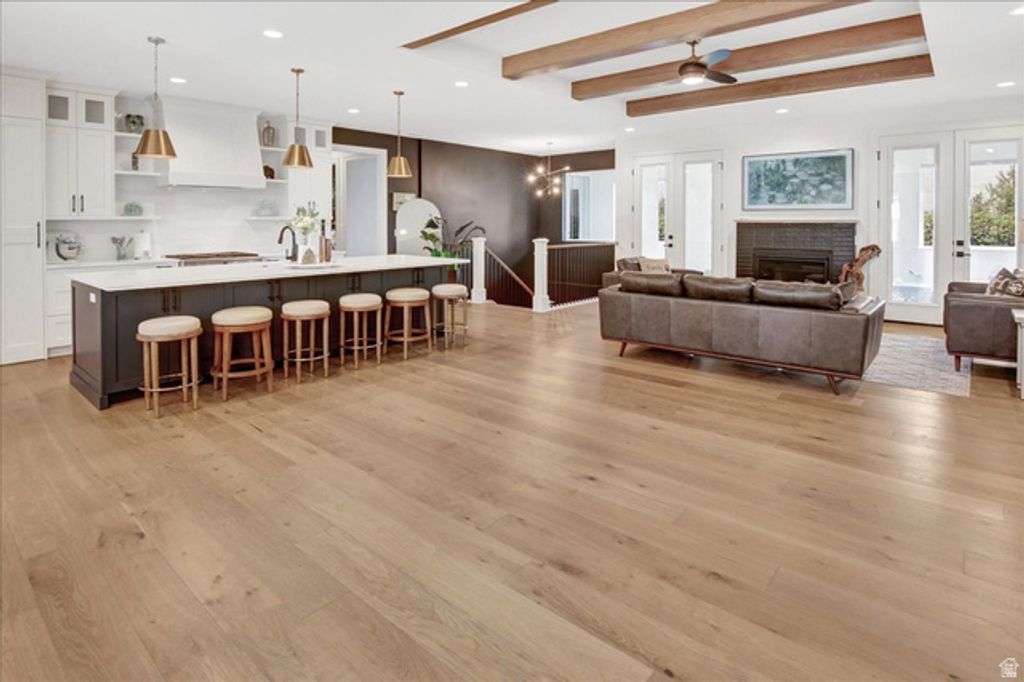 Image 7 of property listing at 724 W MAPLE DRIFT LN, Draper, UT 84020