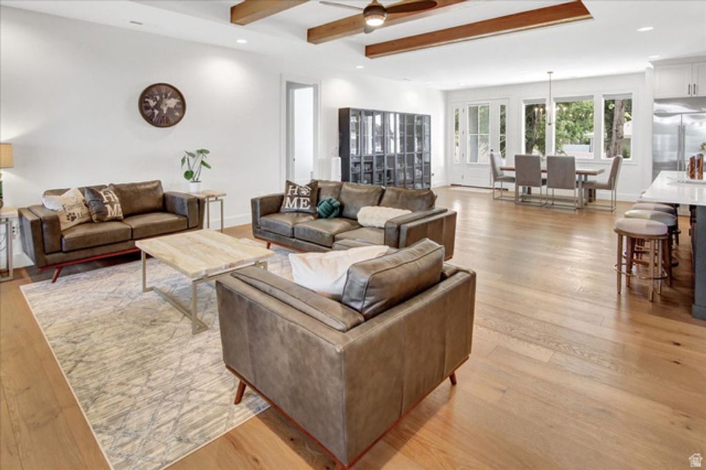 Image 8 of property listing at 724 W MAPLE DRIFT LN, Draper, UT 84020