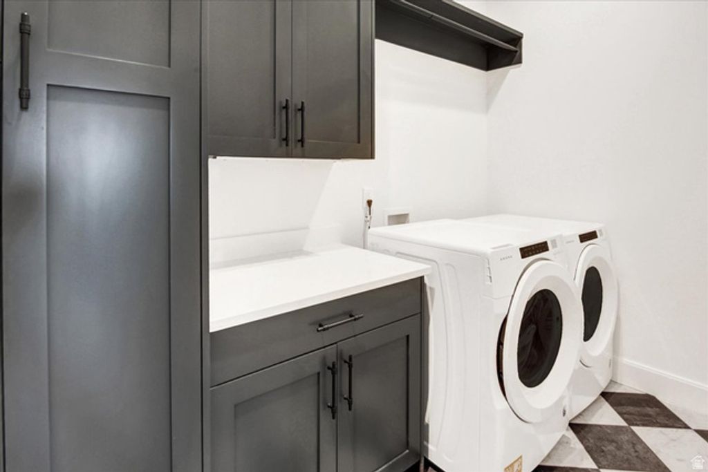 Image 10 of property listing at 724 W MAPLE DRIFT LN, Draper, UT 84020