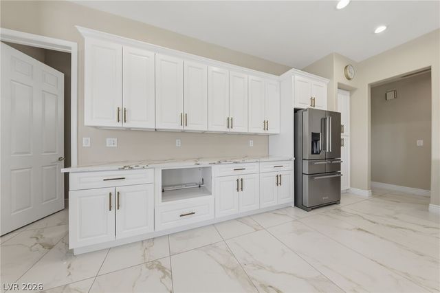 10501 Shoalhaven Drive, Las Vegas, NV 89134