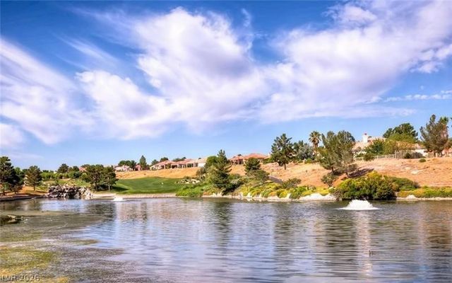 10501 Shoalhaven Drive, Las Vegas, NV 89134