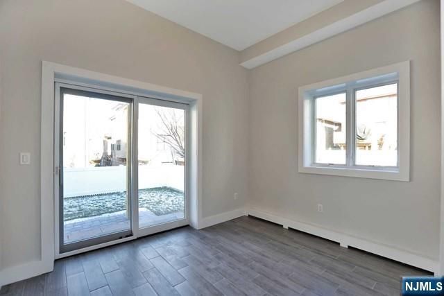 463 Roff Avenue B, Palisades Park, NJ 07650