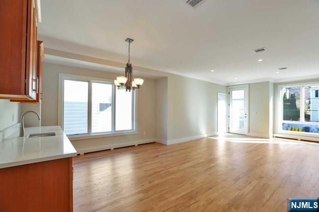 463 Roff Avenue B, Palisades Park, NJ 07650