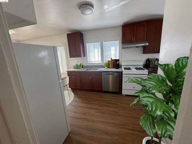 3316 Macarthur Blvd, Oakland, CA 94602