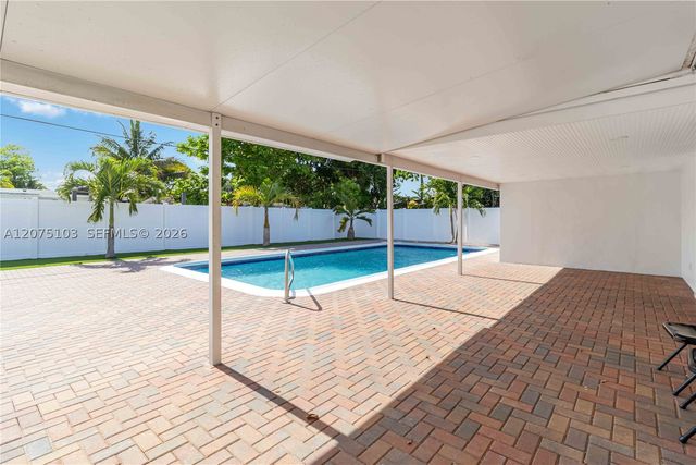 913 SW 49th Ave, Plantation, FL 33317