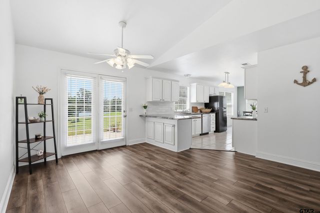 39 CR 2933, Pittsburg, TX 75686