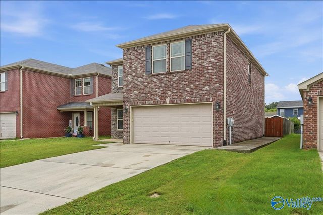 106 Darrow Creek Drive, Owens Cross Roads, AL 35763