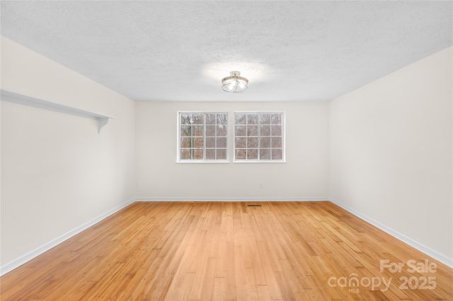 7320 Pebblestone Drive, Charlotte, NC 28212