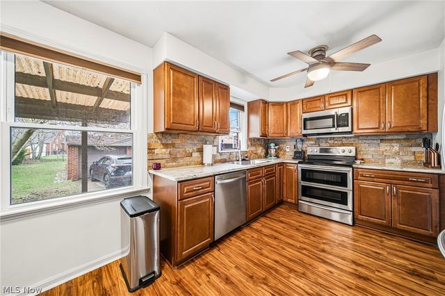 6406 Pelham Drive, Parma, OH 44129