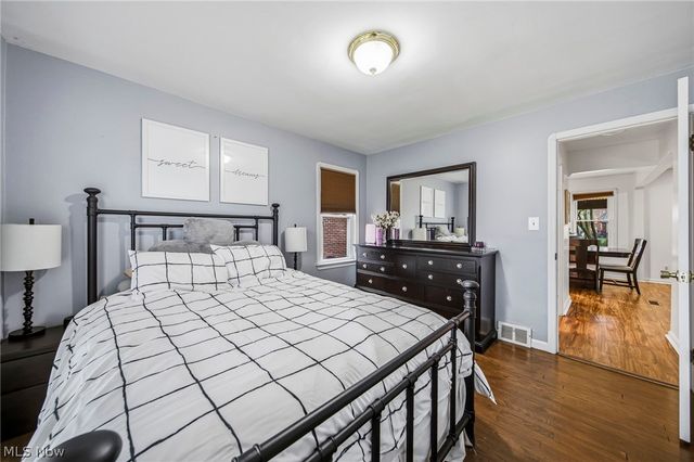 6406 Pelham Drive, Parma, OH 44129