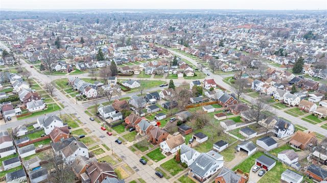 6406 Pelham Drive, Parma, OH 44129