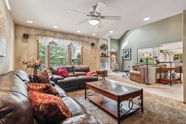 22454 Hinspeter Drive, Frankfort, IL 60423