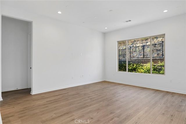 11920 Shadeland, Corona, CA 92883