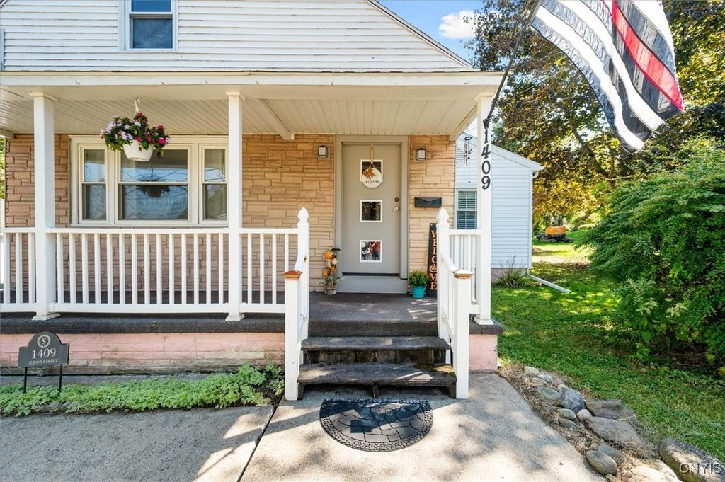 1409 Albany Street, Utica, NY 13501