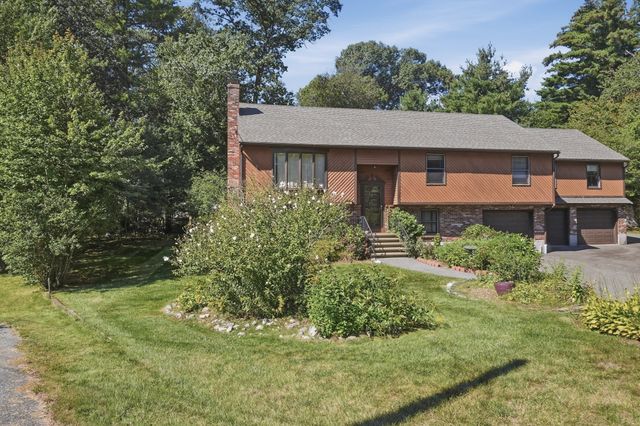 2 Clifford Road, Burlington, MA 01803
