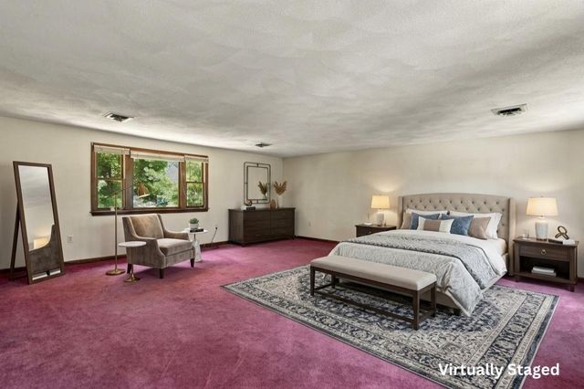 2 Clifford Road, Burlington, MA 01803