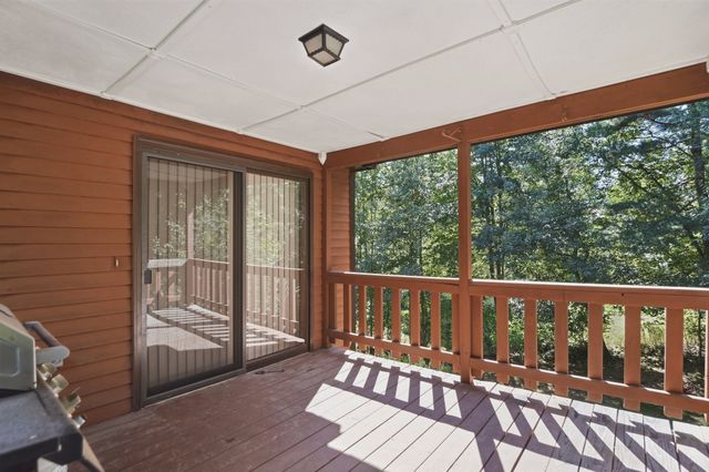 2 Clifford Road, Burlington, MA 01803