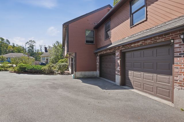 2 Clifford Road, Burlington, MA 01803