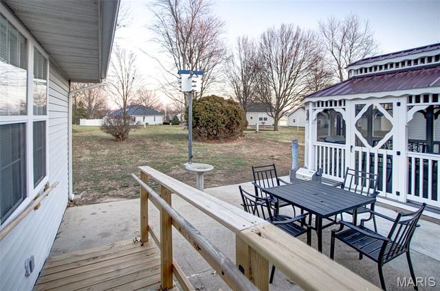 297 Maple Summit Road, Jerseyville, IL 62052