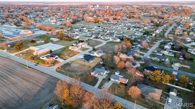 297 Maple Summit Road, Jerseyville, IL 62052