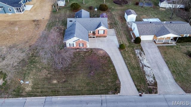 297 Maple Summit Road, Jerseyville, IL 62052