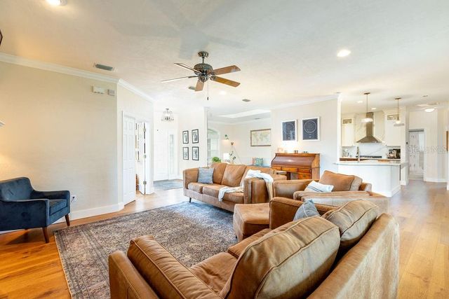 11921 NW 12TH AVENUE, Gainesville, FL 32606