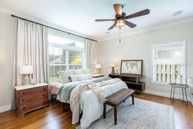 11921 NW 12TH AVENUE, Gainesville, FL 32606