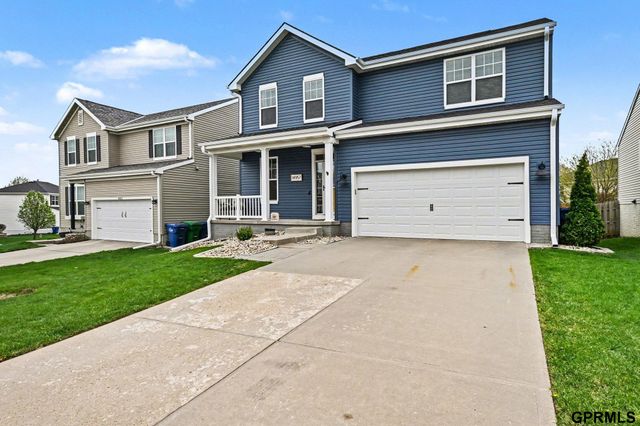 14957 Grebe Street, Bennington, NE 68007