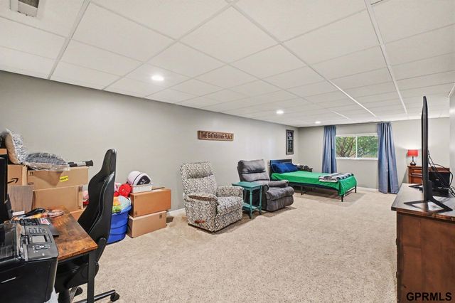 14957 Grebe Street, Bennington, NE 68007