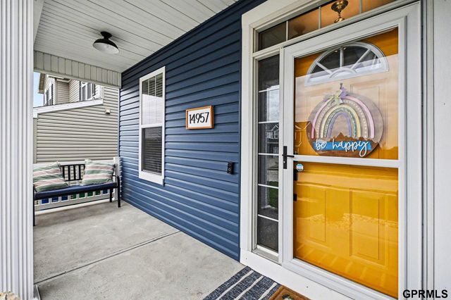 14957 Grebe Street, Bennington, NE 68007