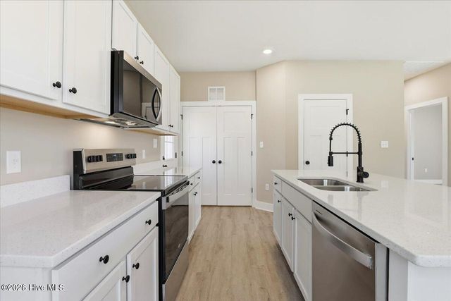 131 Dauphine Street, Fuquay Varina, NC 27526